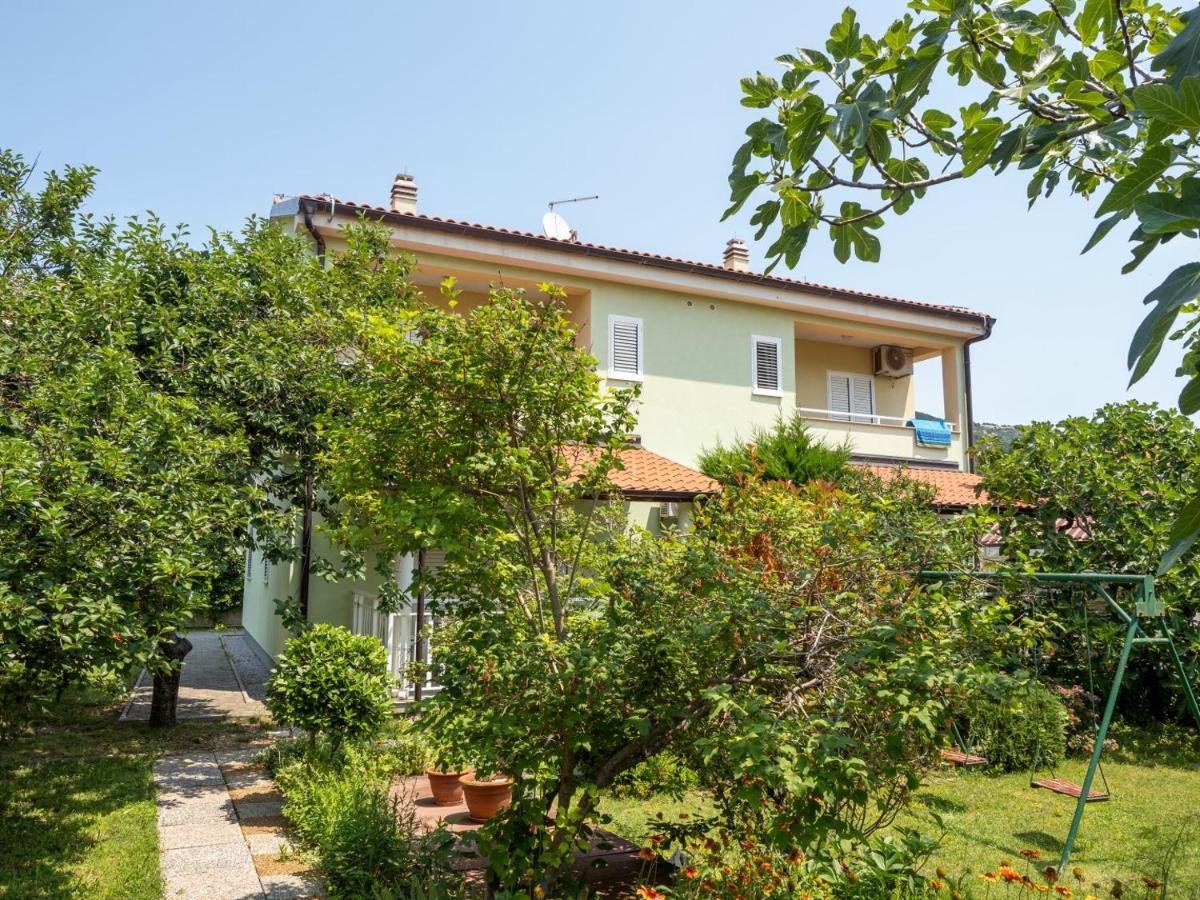 Lucic Apartman *